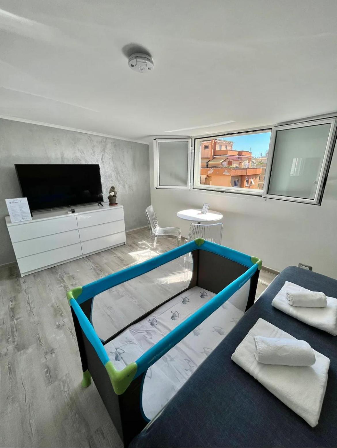 Life Is Apartamento *